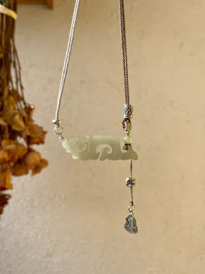 Designed Necklace with a Hand Carved Jade Chinese Antique-style Dragon Pendant, 设计款手雕和田晴水仿古龙吊坠